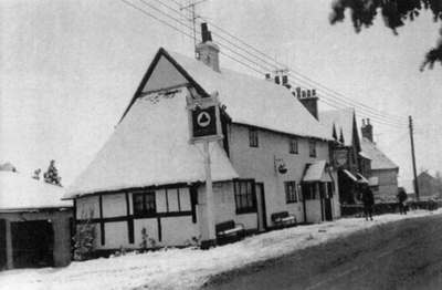 The Swan with Simonds sign; note the second front door, now bricked up
